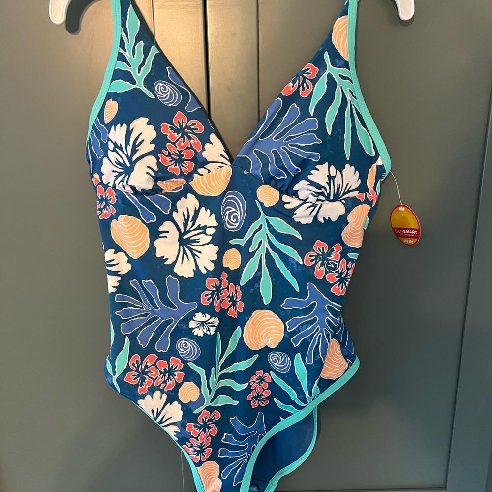 LL Bean Coastal Essentials Swimsuit V-Neck Sz10
